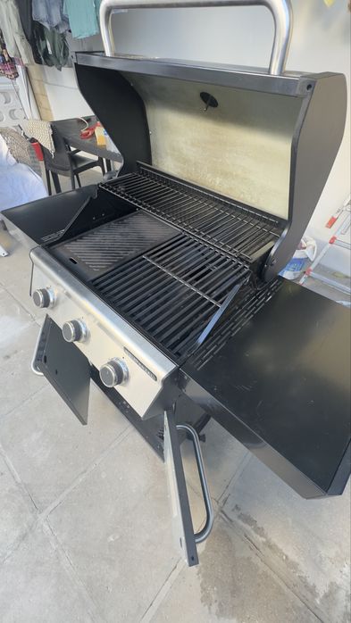 Barbecue a Gás.