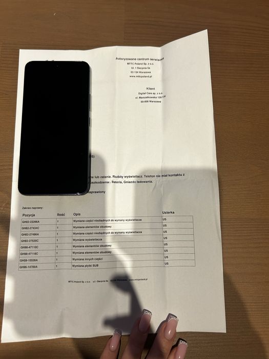 Do sprzedaży nowy telefon -Samsung S22