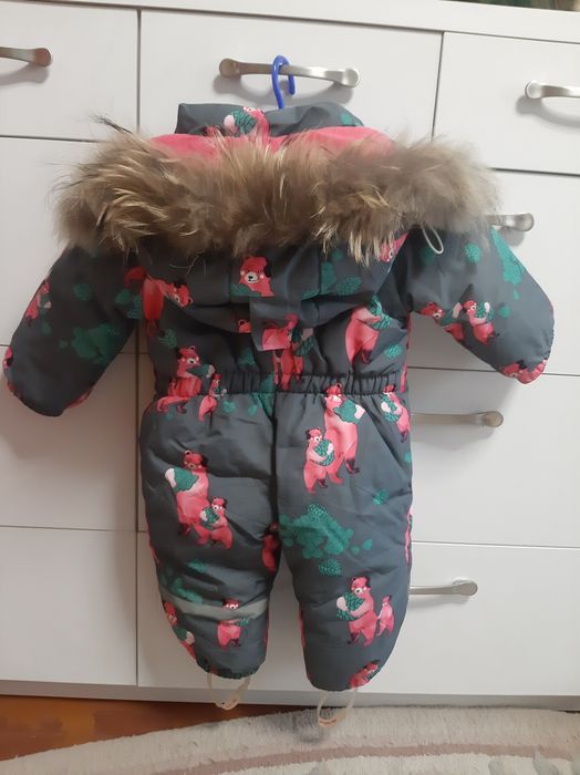 Комбинезон зима. Новый. Одевали 3 раза. Размер 80+6.