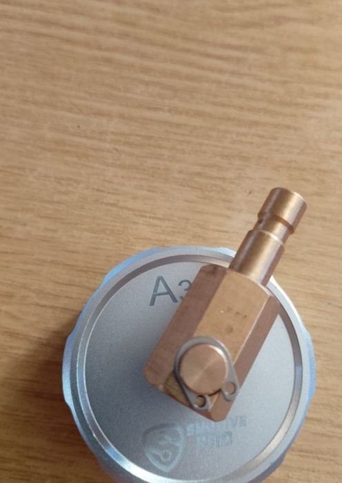 Adapter do zbiornika płynu hamulcowego nowy