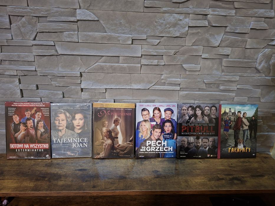 Filmy DVD – zestaw różnych tytułów