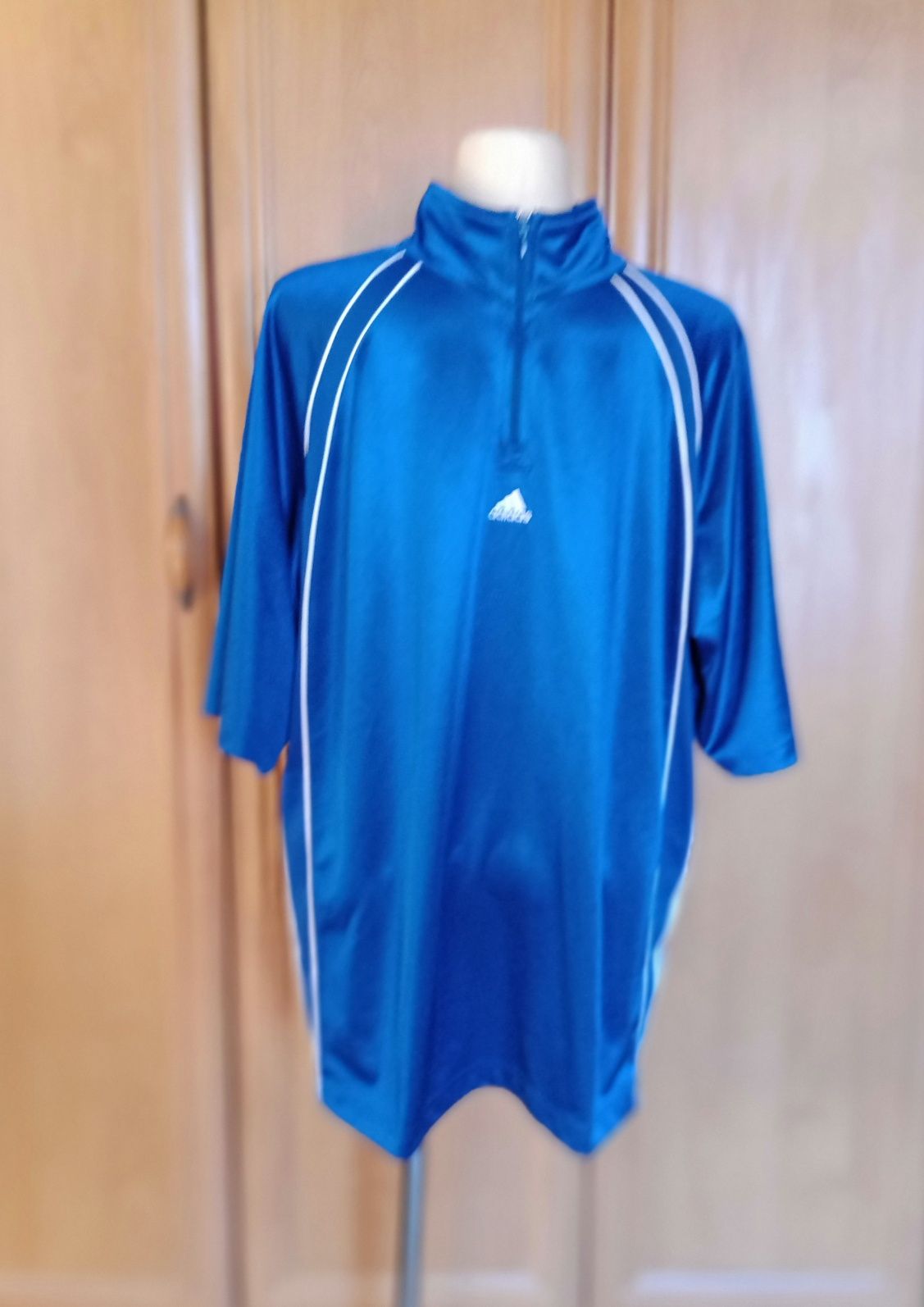 Adidas koszulka sportowa