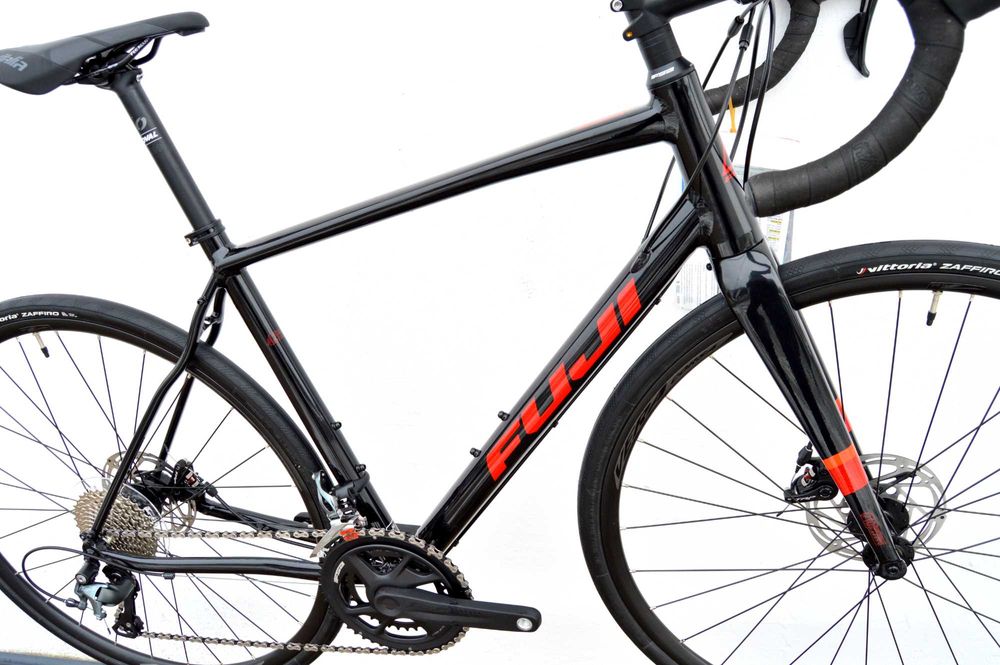 FV23 mała szosa FUJI SPORTIF 1.3 komfortowa allroad Road+ endurance XS