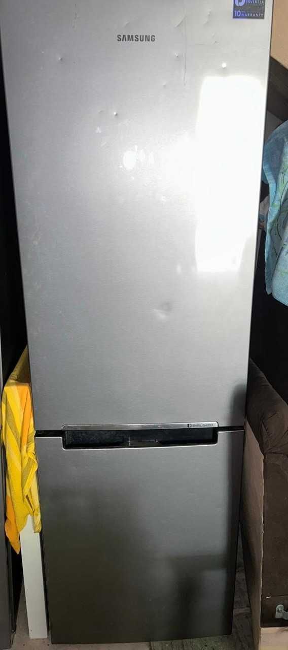 Холодильник SAMSUNG