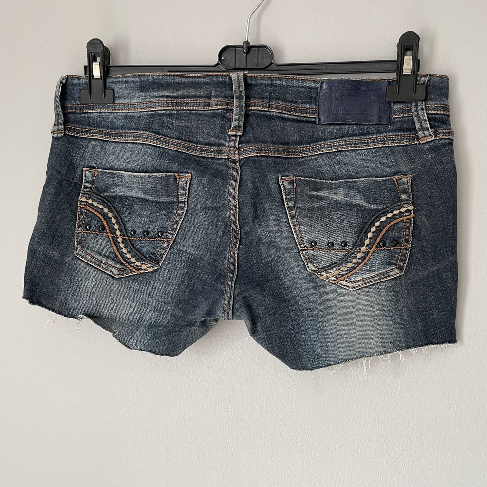 Spodnie szorty jeansowe dżinsowe Stradivarius L 40