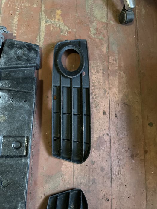 Продам Решотки на ауди А4Б8