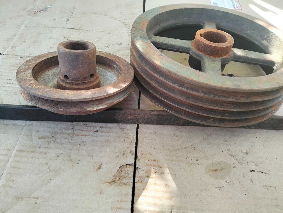 Шкив чугунный 4 ручья профиль А 25 см (+Шк проф А 16 см 150 гр) Бу