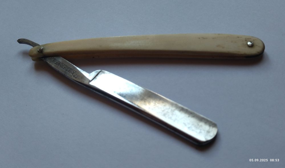 Solingen BIEDERMEIER. (Wald-Solingen)бритва