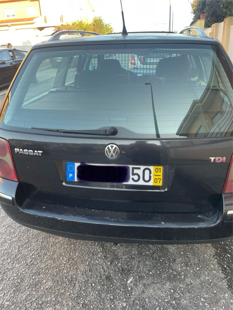 VW Passat 1.9 TDI 130cv – Ano 2001