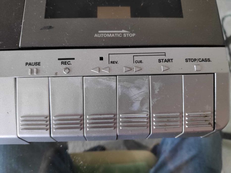 Leitor/Gravador de cassetes Grundig CR 560