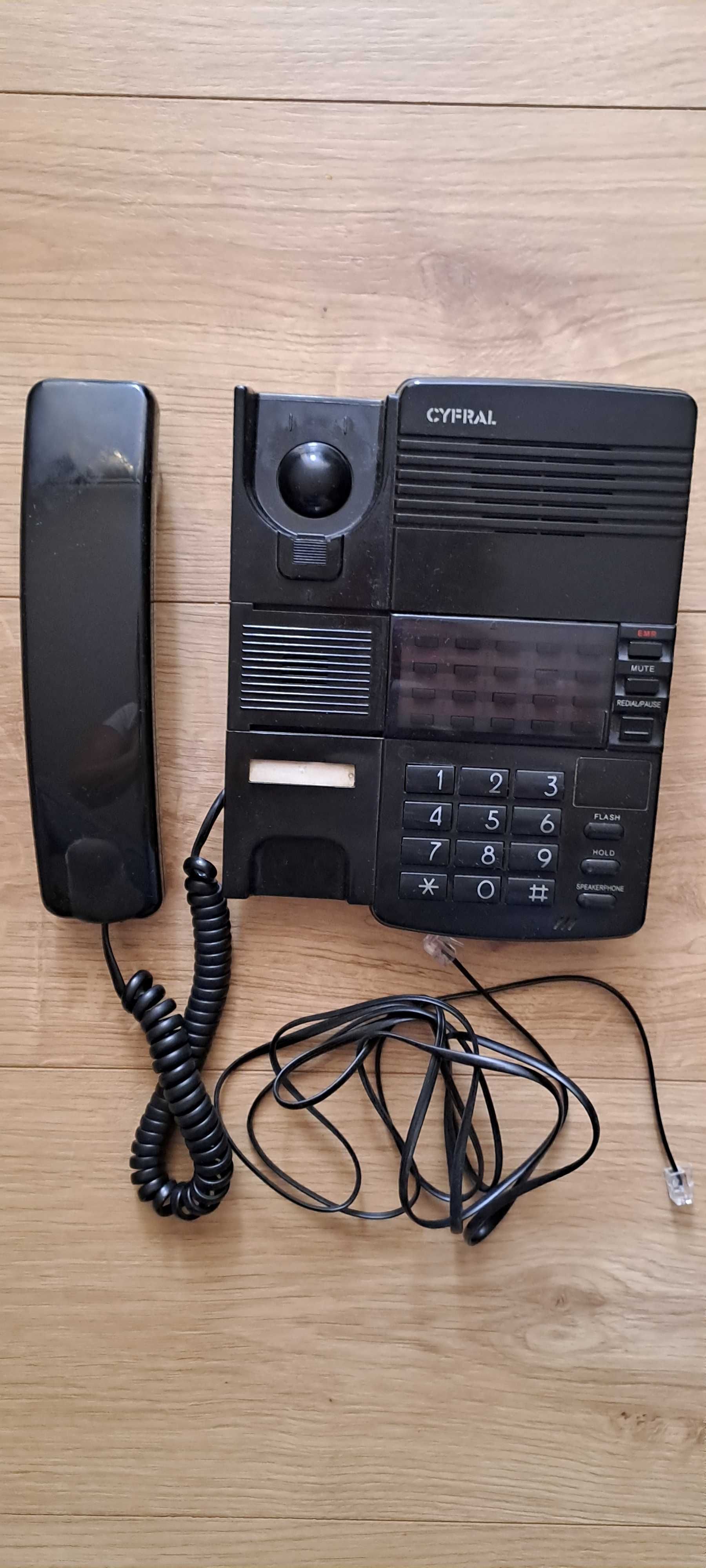 Telefon stacjonarny