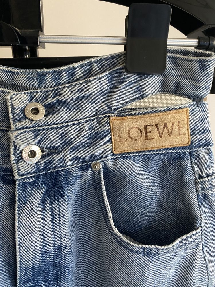 Продам джинсы loewe