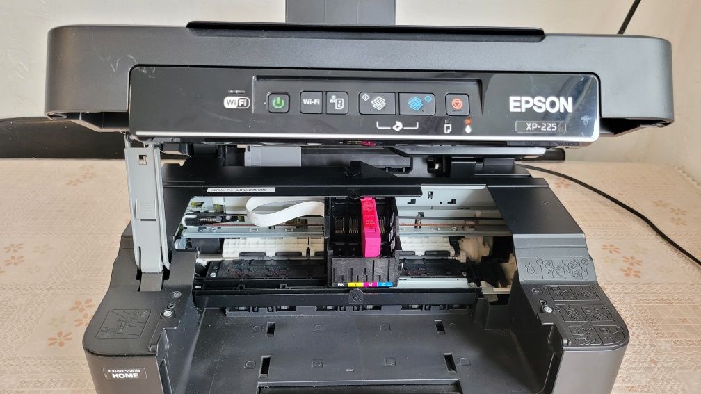 Принтер Epson Expression Home XP-225