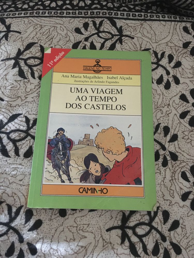 Livro “Uma viagem ao tempo dos Castelos”