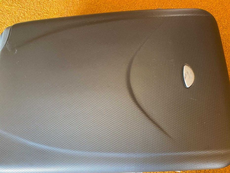 mala de viagem rigida