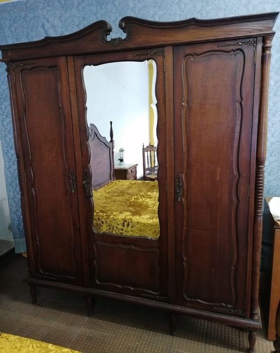 Mobília antiga RESTAURADA