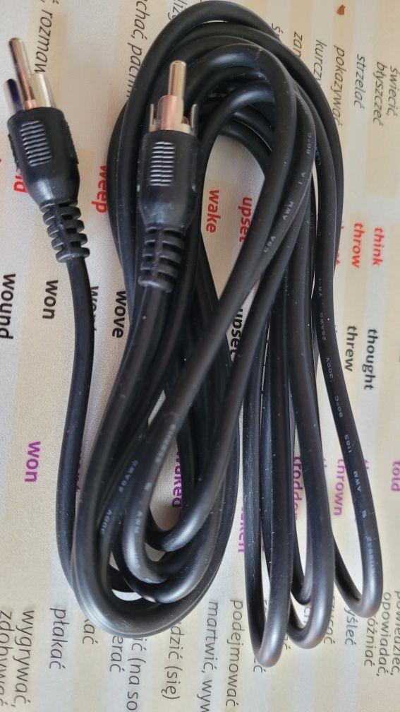 Kabel RCA / RCA 1,5 m nowy