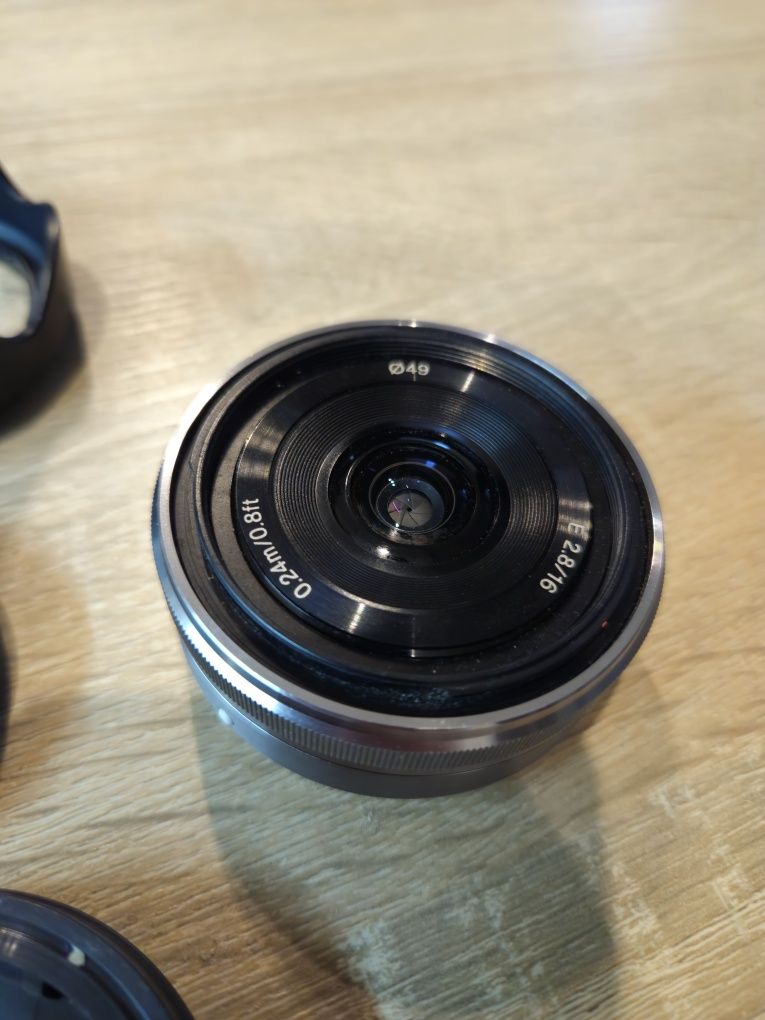 Obiektyw Sony 16 mm E f/2.8 Pancake