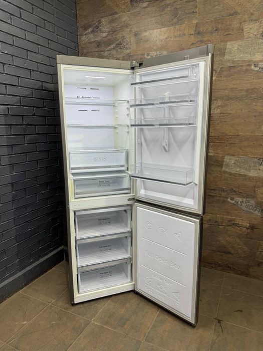Холодильник Samsung RB33J3030SA.NoFrost.Гарантія.Доставка по Україні