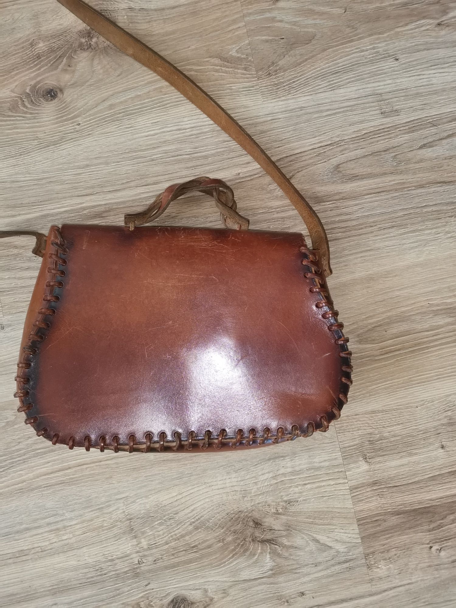 Torebka listonoszka z grubej skóry Vintage