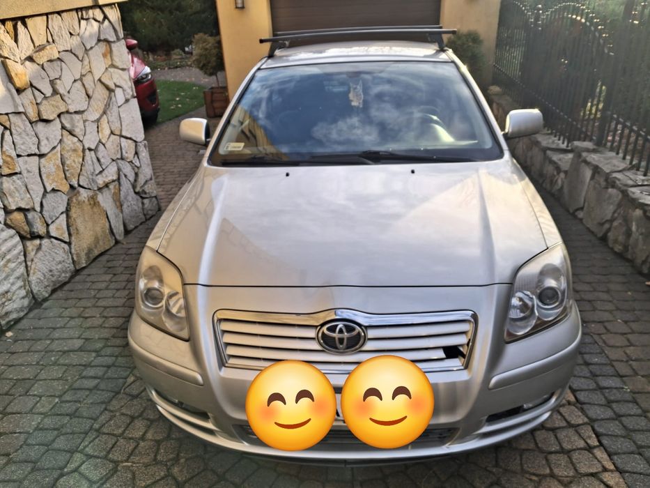 Toyota Avensis T25  2.0 benzyna  sedan
