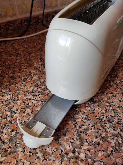 Torradeira estilo retro Kunft (usada)