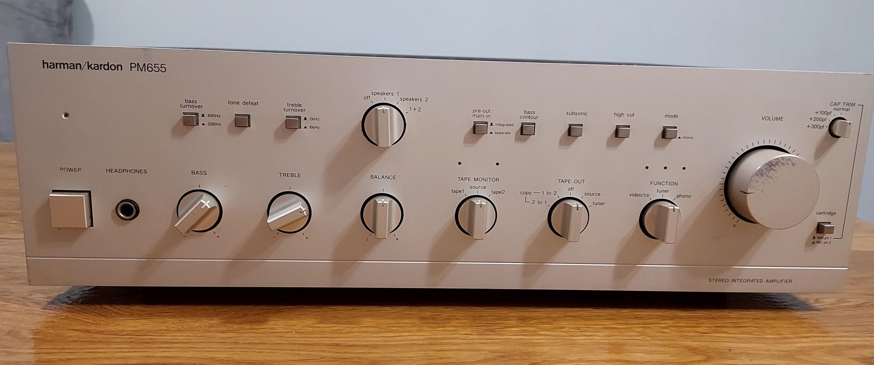 Solidny wzmacniacz Stereo Harman/Kardon PM-655