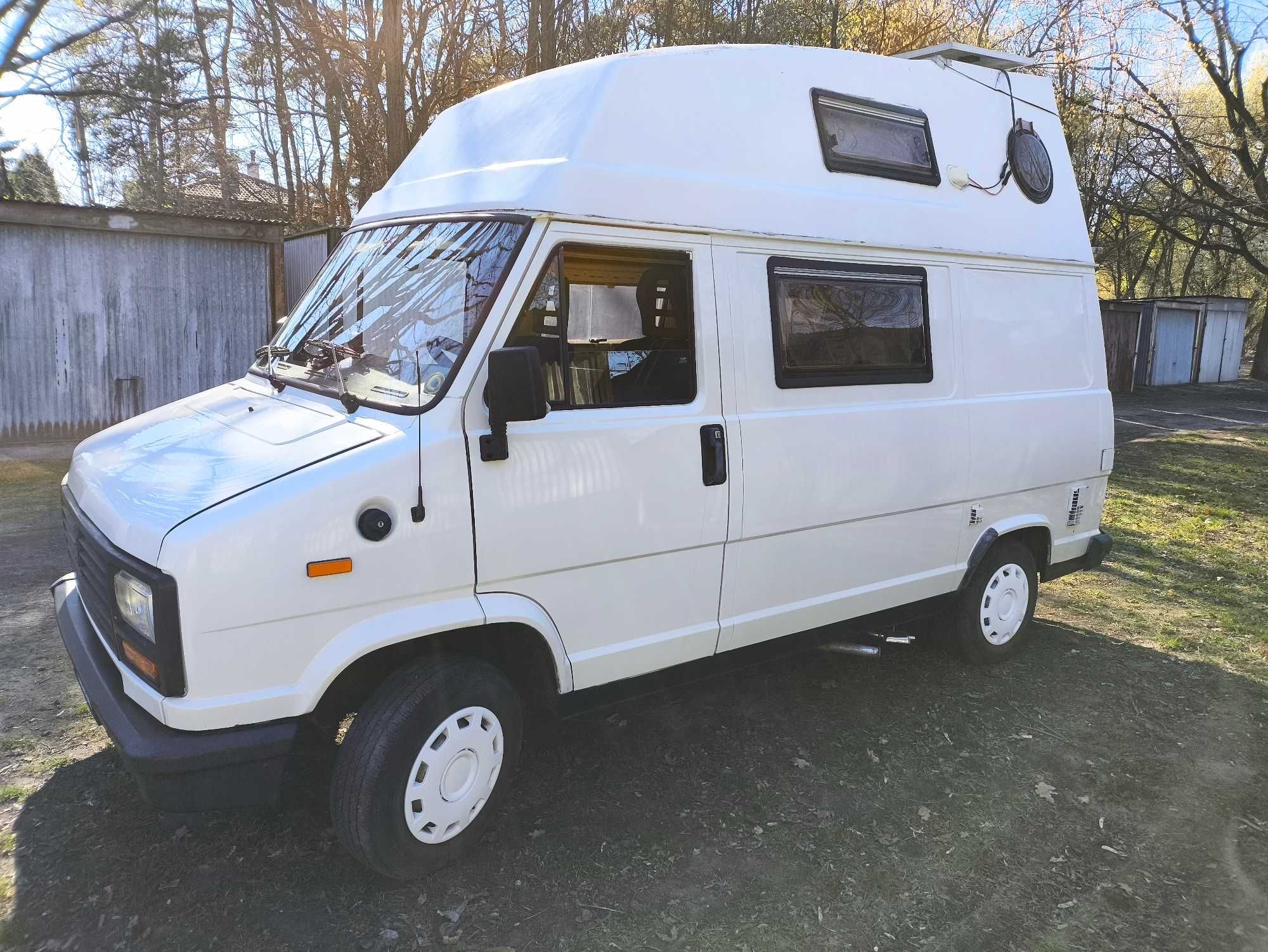 Kamper Peugeot J5 gotowy do drogi
