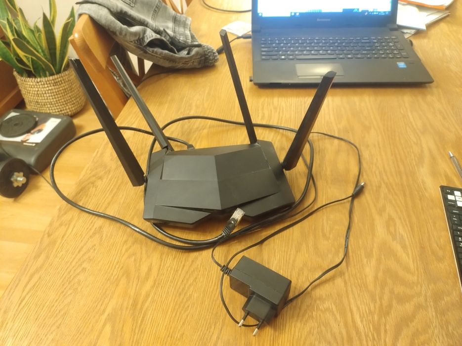 Router wifi sieciowy Tenda AC1200 dual band 2,4 GHz i 5Ghz