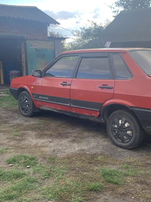 Продам авто ваз 21099