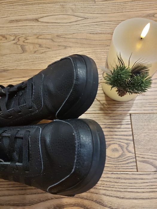 Чорні,дуже хороший стан