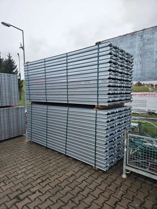 Nowe rusztowania typ Baumann 100m2