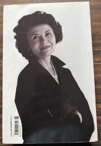 Feminimo singular de Sveva Casati Modignani