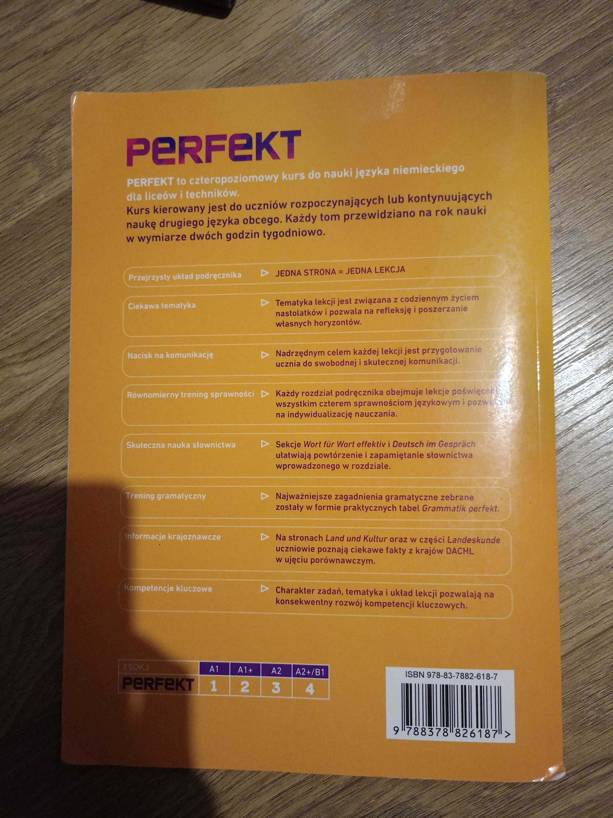 Podręcznik PERFECT 2,