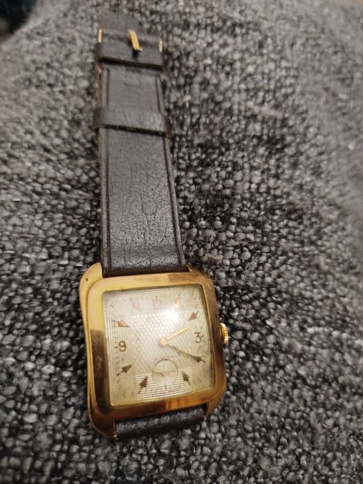 Relógio suíço antigo