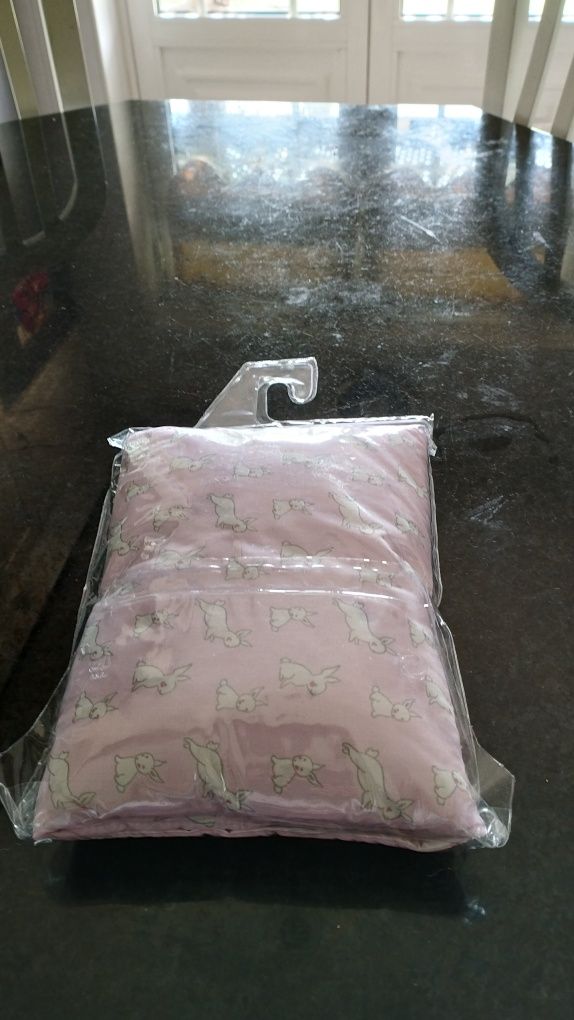 Muda fraldas, côr rosa