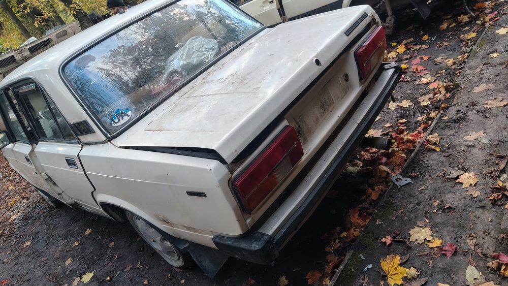 Розборка ВАЗ 2105 ремінний двигун