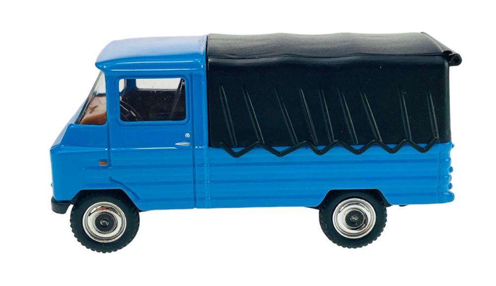 Samochód żuk kolekcja PRL Daffi kolor niebieski