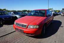 AUDI A4 B5 SEDAN 1996 LY3H 1.6 16V ADP 100KM CUW CZERWONY na części