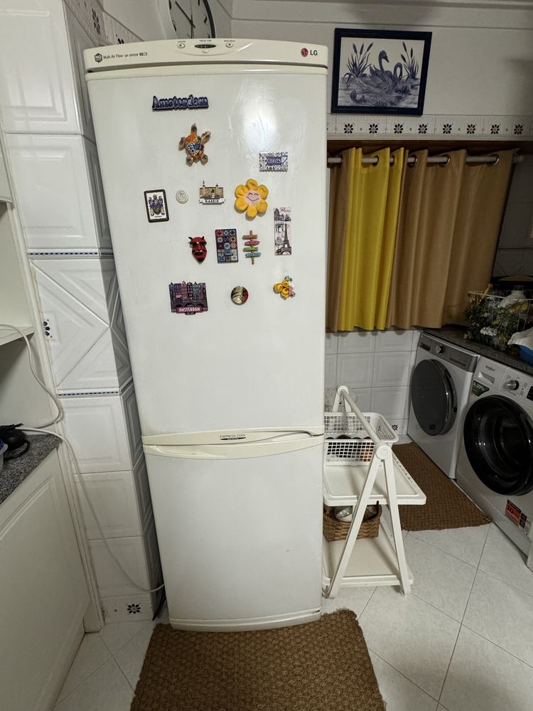 Frigorifico com congelador | LG