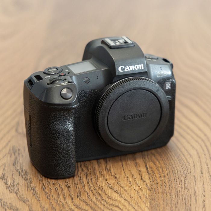 Canon EOS R - Corpo