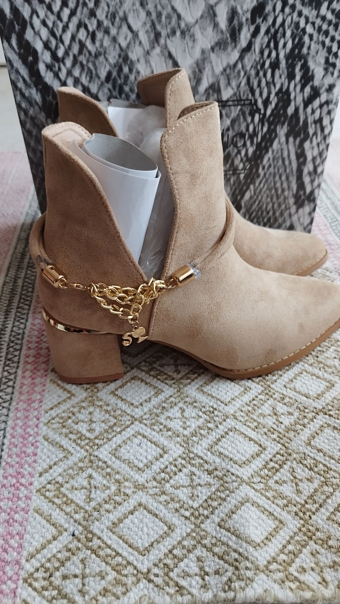 Botas de camurça Tam 37