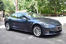 2018 Tesla Model S 75D