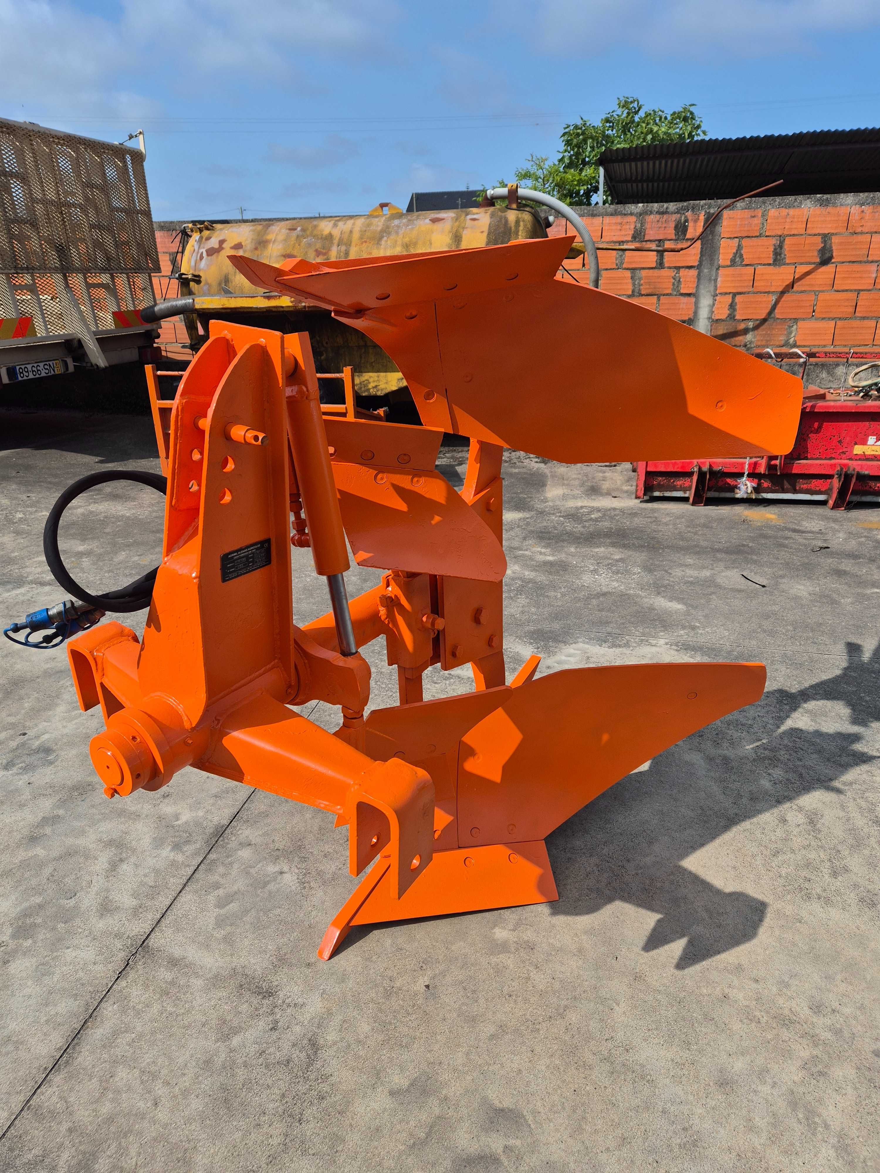 Charrua Agrimil 1F14-180º