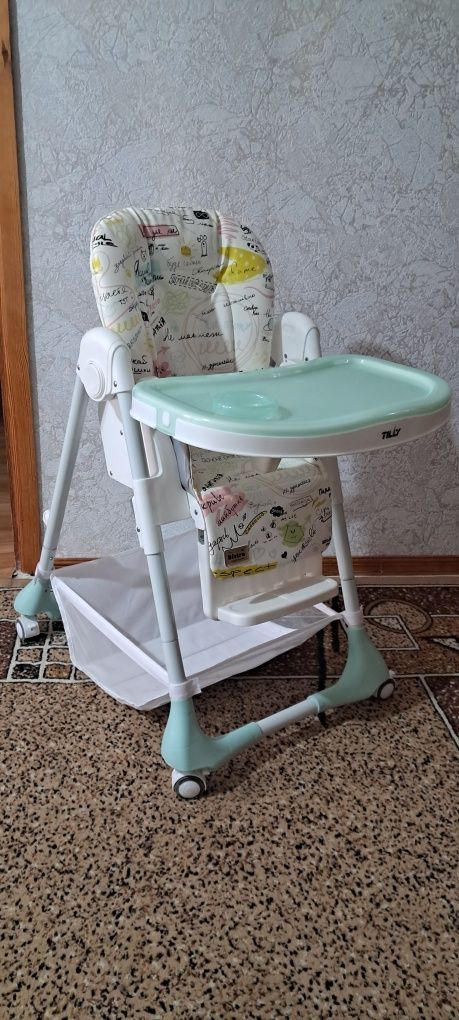 Продам стульчик для кормления BISTRO