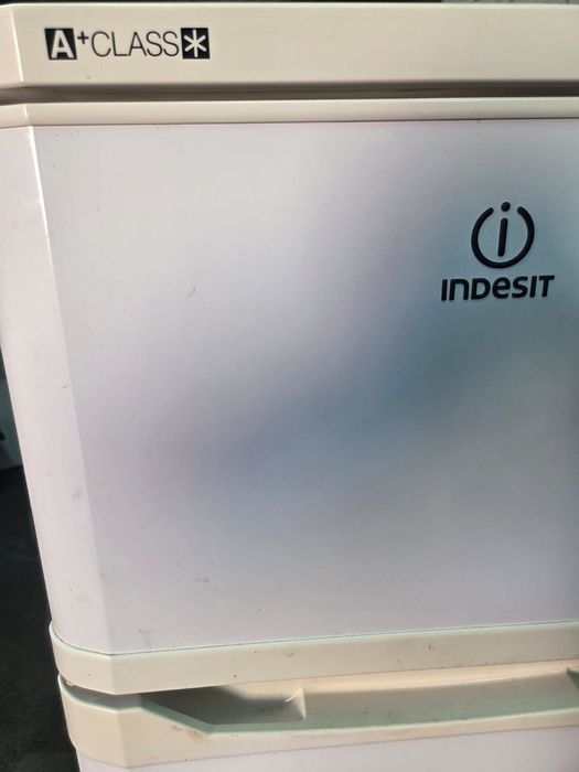 Frigorífico Indesit