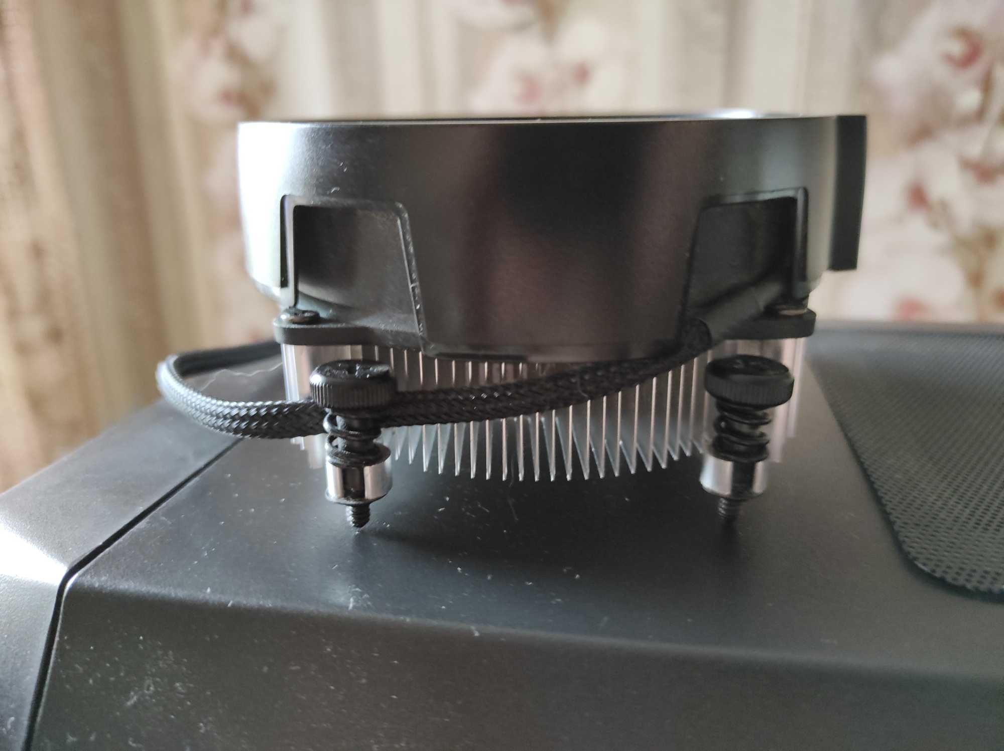 AMD rizen 5 2600 з кулером