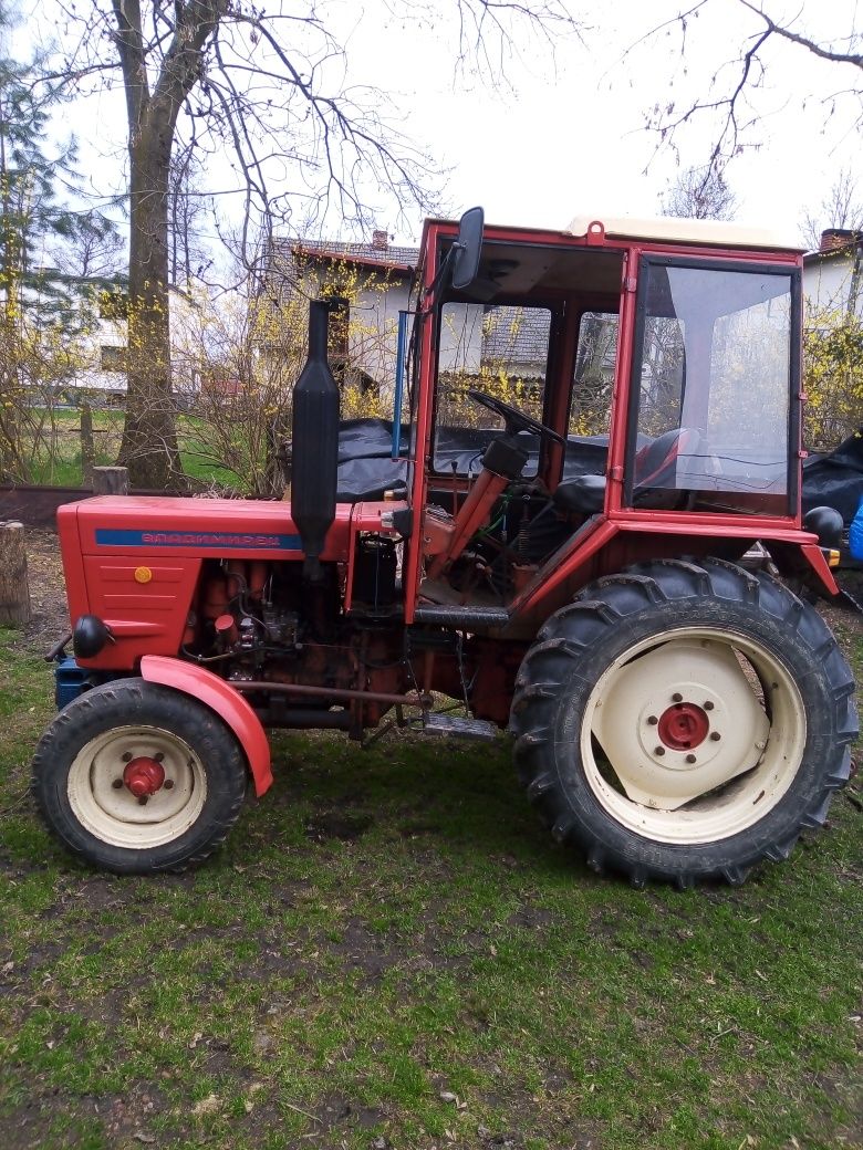 Sprzedam ciągnik t-25