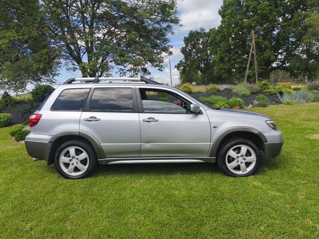 Mitsubishi Outlander 2.4 + LPG 2005 r.