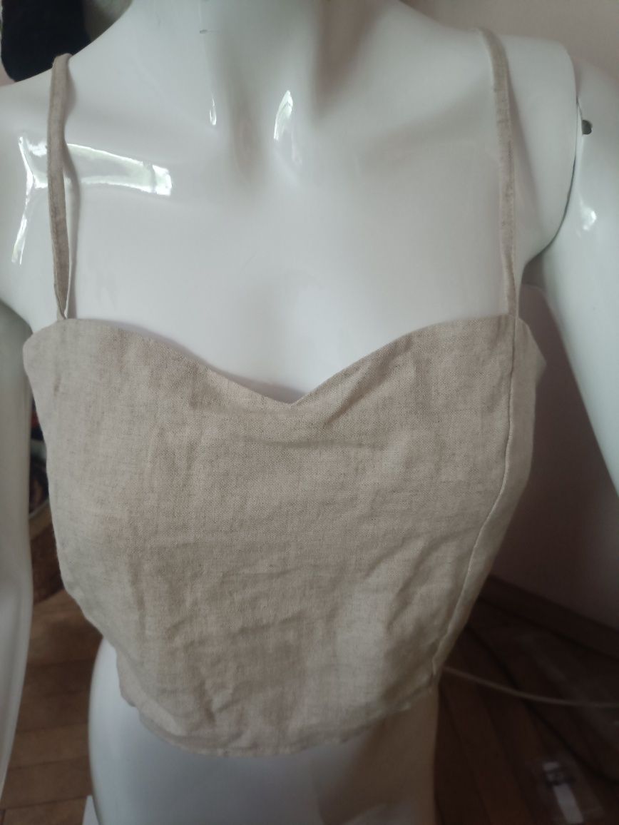 Piękny crop top reserved